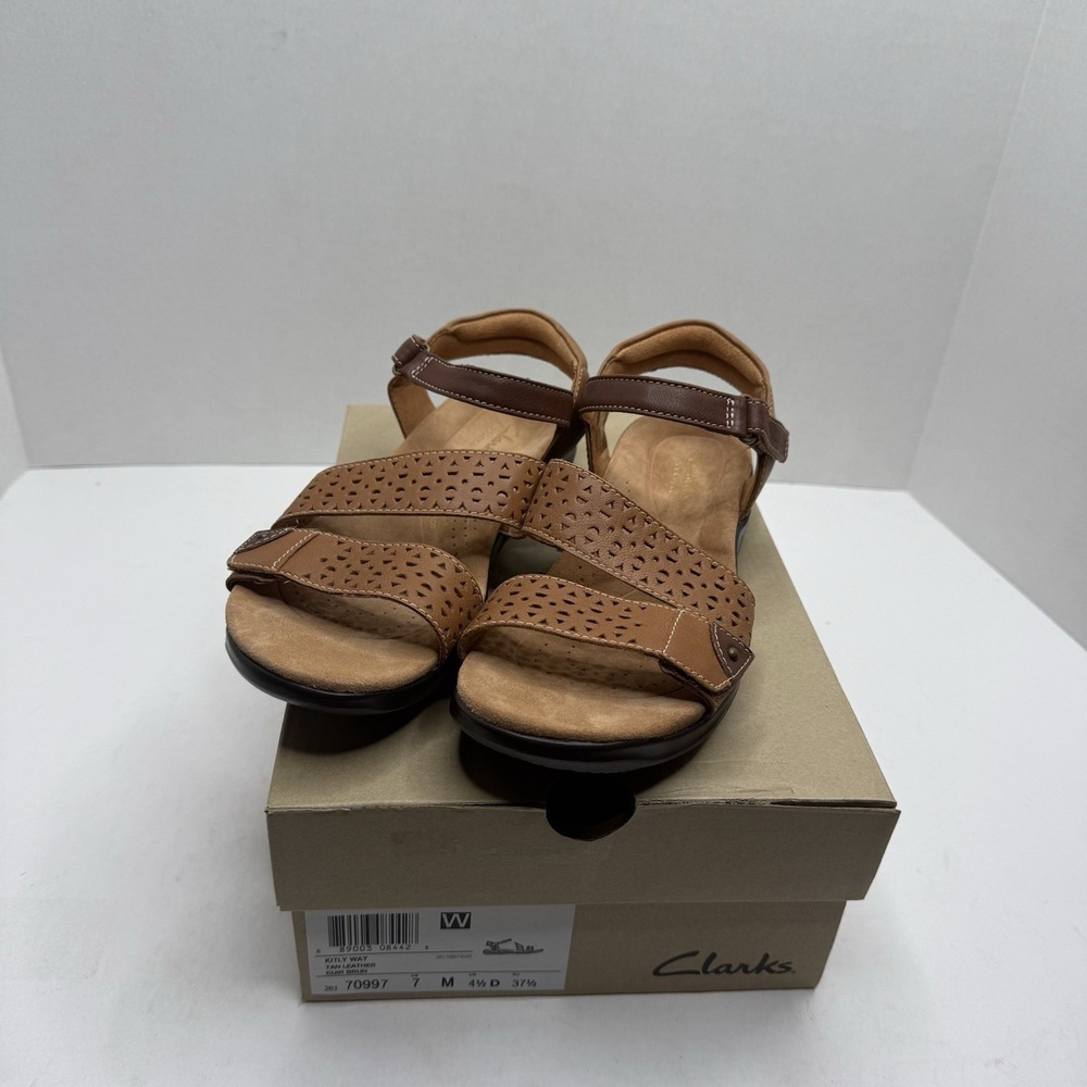 Clarks Kitly Way Tan Leather Sandals Womens Size 7 M New Comfort Casual